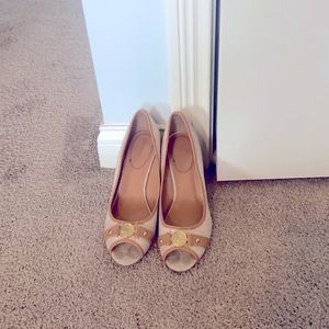 Tommy Hilfiger Size 10 Wedges